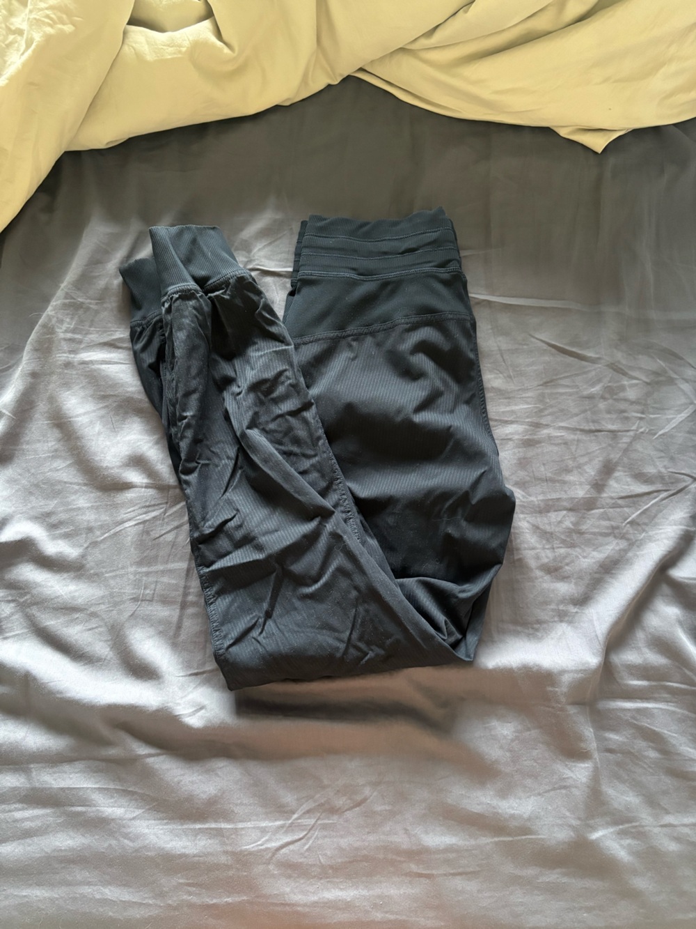 Luluemon dance studio jogger